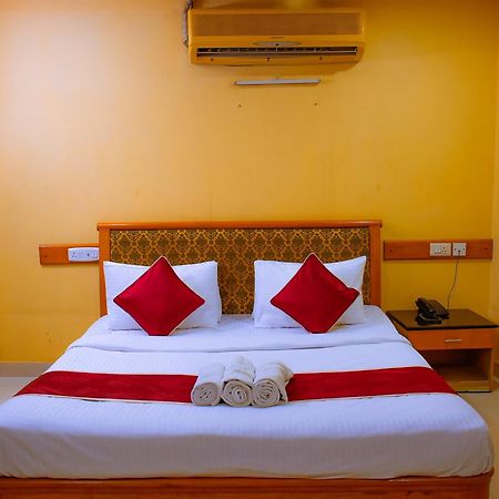 Naksha Tree Hotels - Mogappair Chennai Extérieur photo