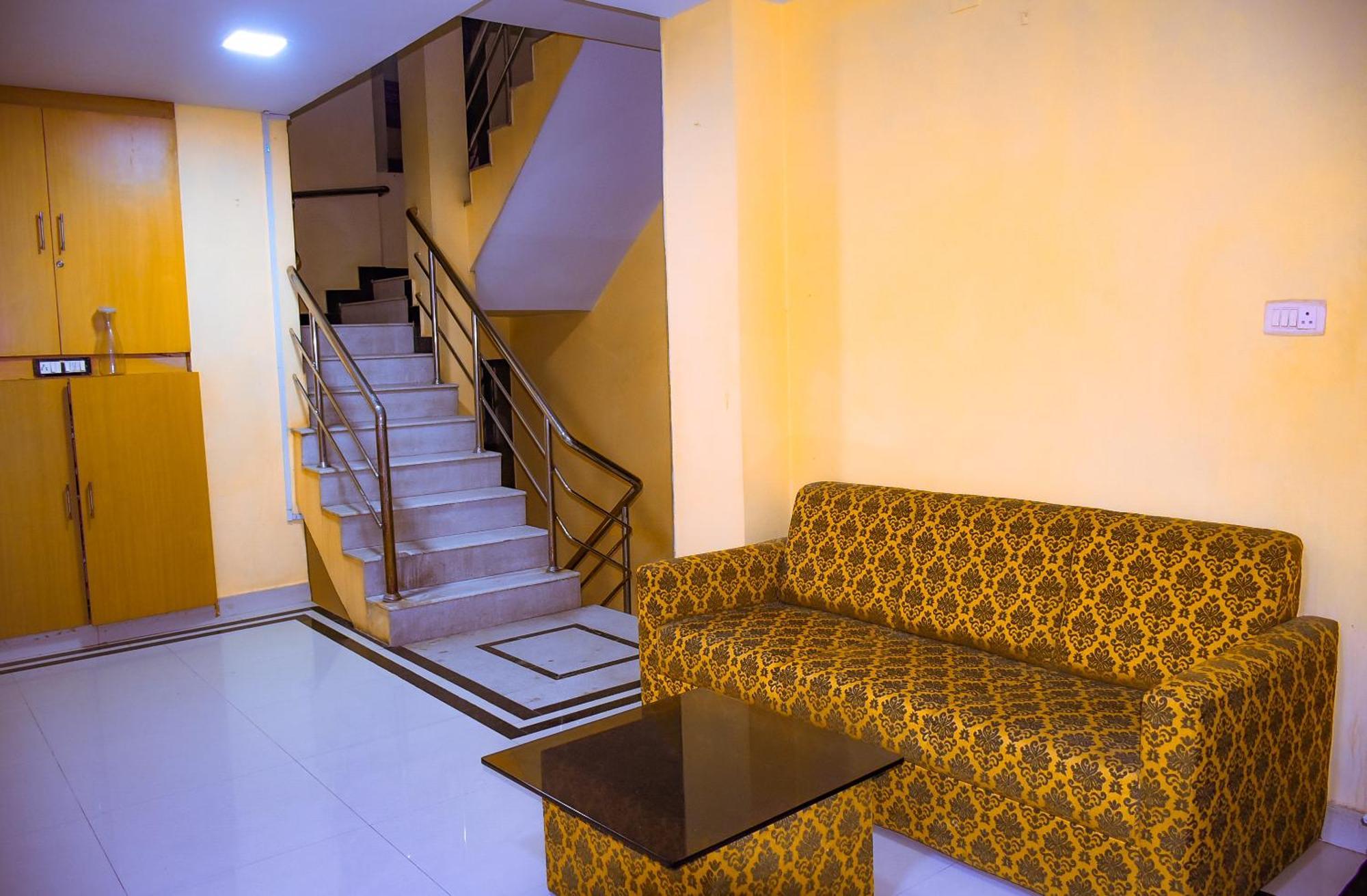 Naksha Tree Hotels - Mogappair Chennai Extérieur photo