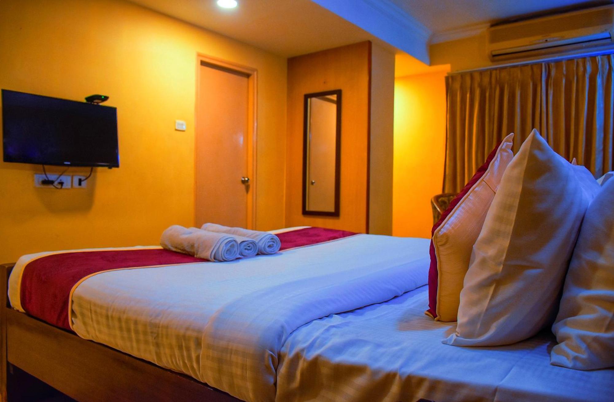 Naksha Tree Hotels - Mogappair Chennai Extérieur photo