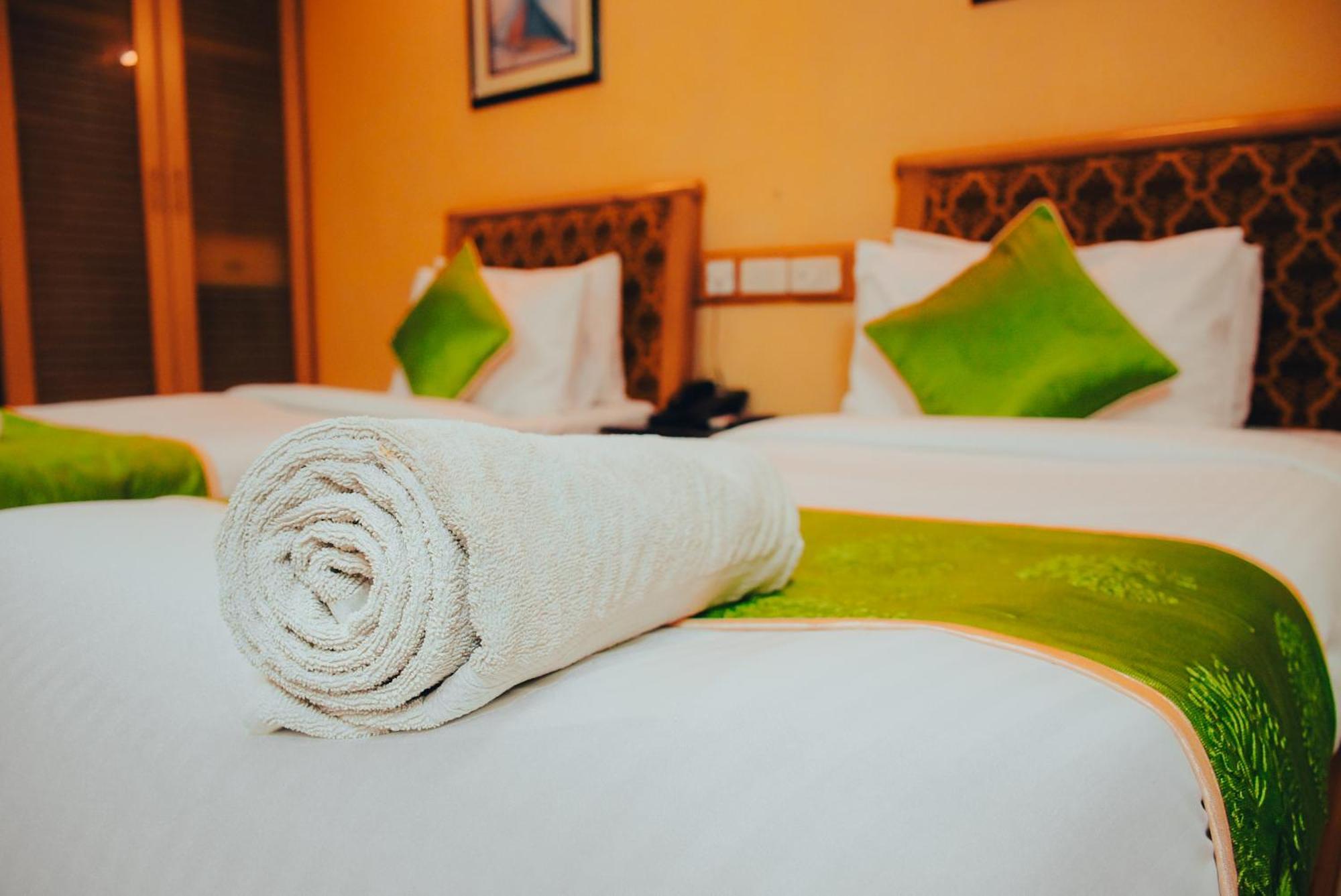 Naksha Tree Hotels - Mogappair Chennai Extérieur photo